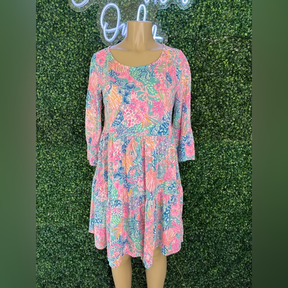 Lilly Pulitzer 3/4 Sleeve Floral Abstract Dress – Size M - Picture 1 of 9